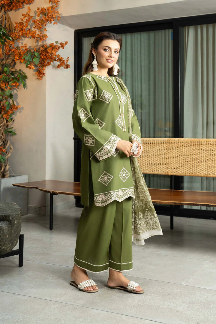 Solid Story by Panache Pret Solids Lawn 3 Piece Vana
