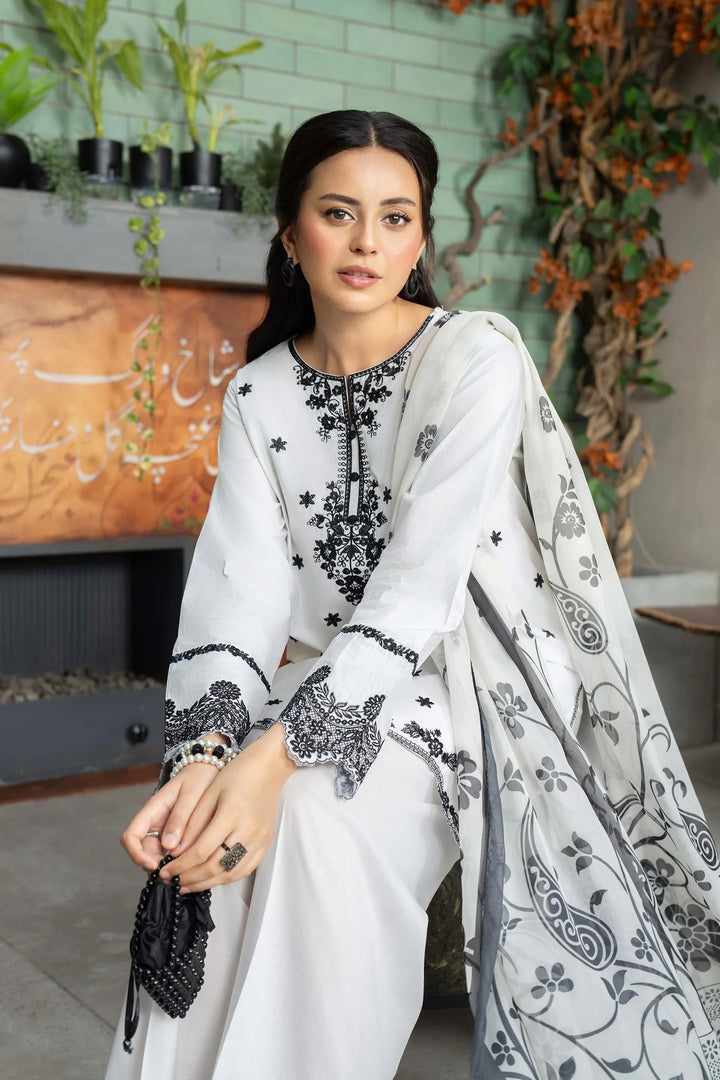 Solid Story by Panache Pret Solids Lawn 3 Piece Faye