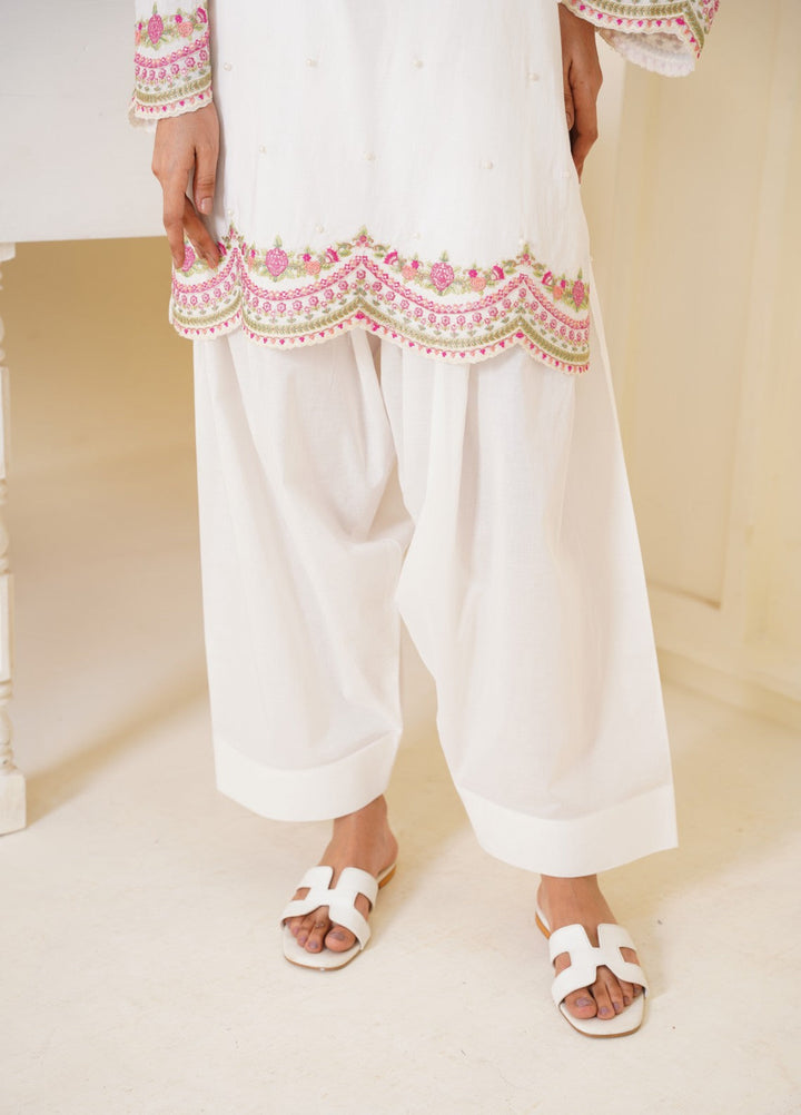 Ghazal by Tosheeza Saith Pret Embroidered Lawn 2 Piece Suit Safira Beher