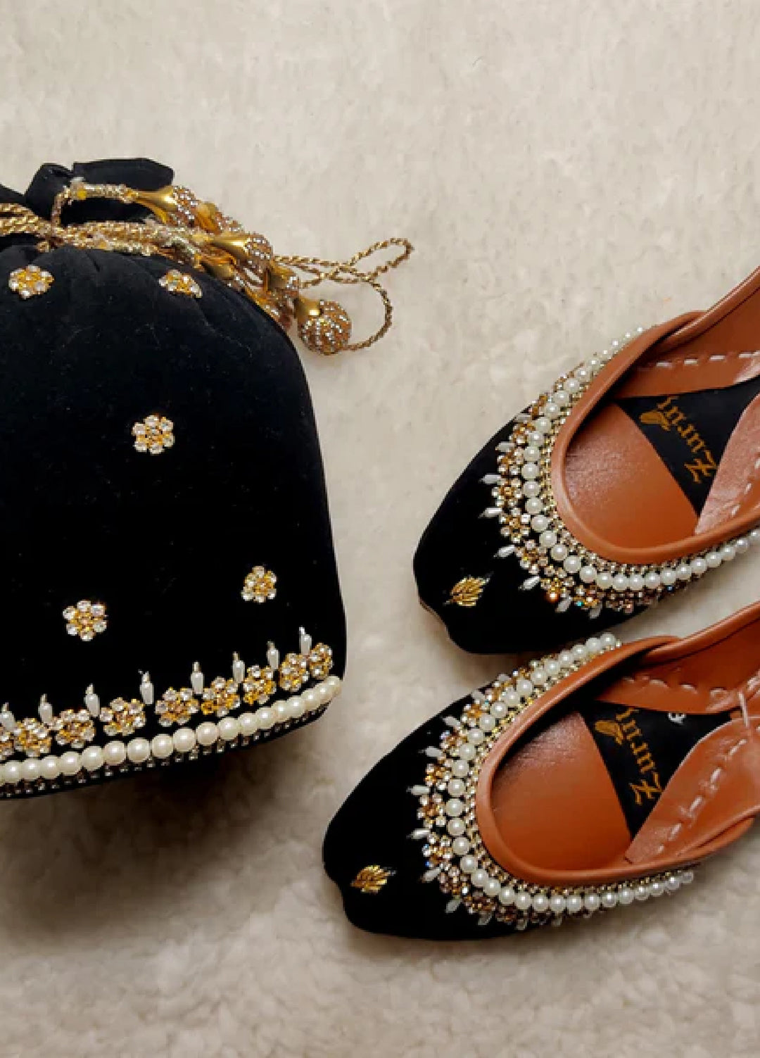 Zuruj Festive Style Potli X Khussa PL-54