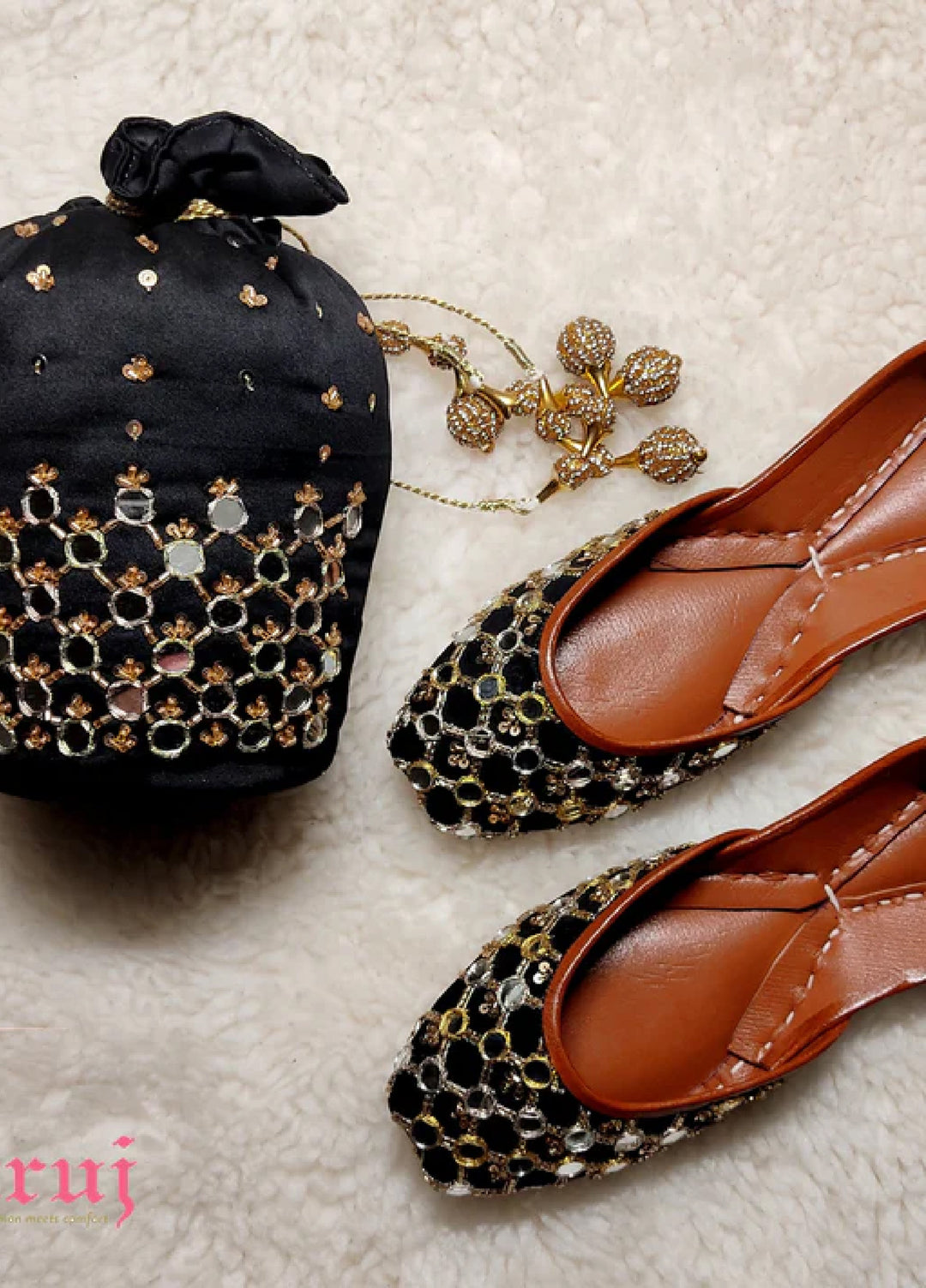 Zuruj Festive Style Potli X Khussa PL-99