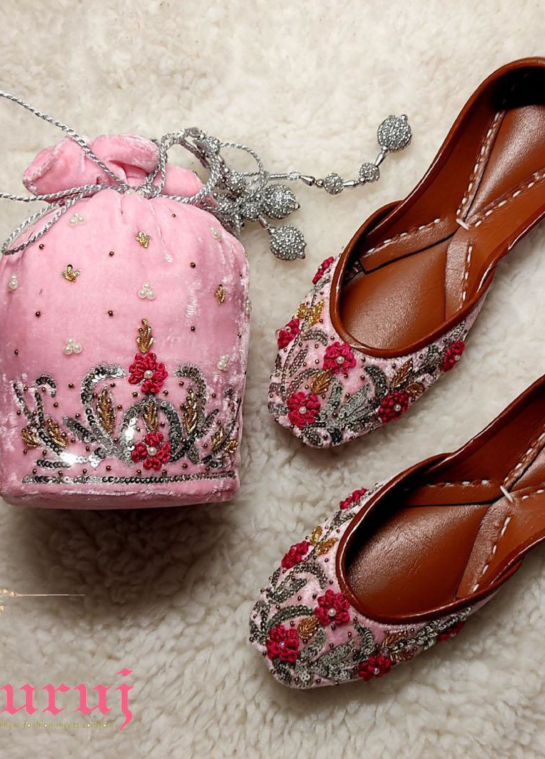 Zuruj Festive Style Potli X Khussa PL-130