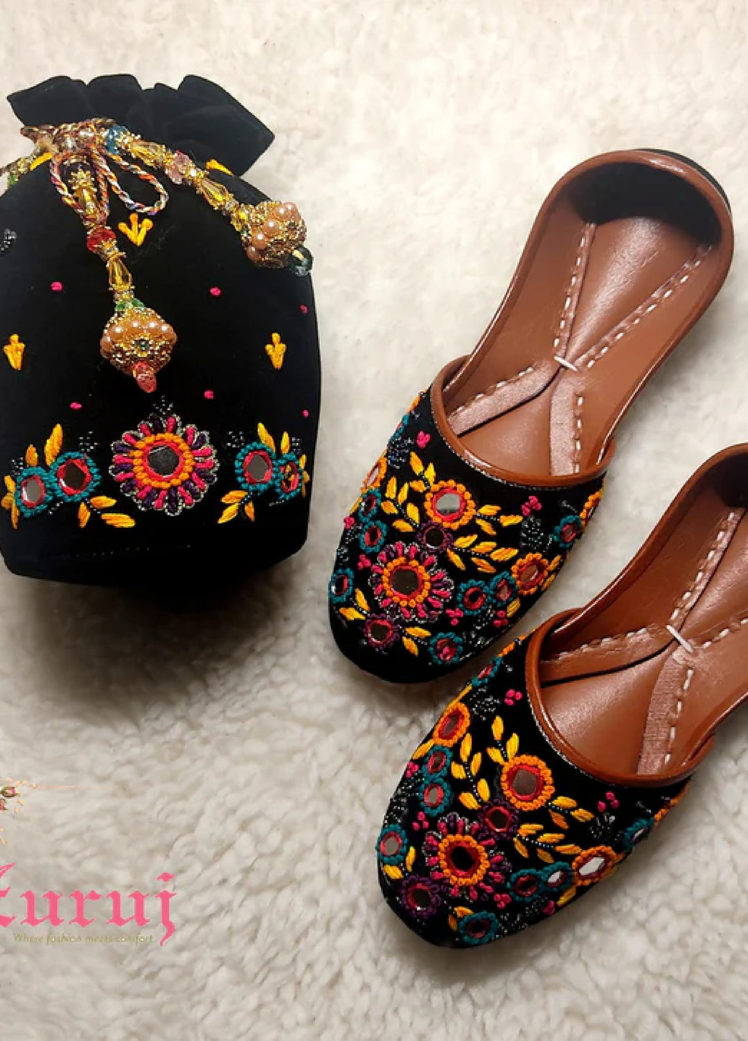 Zuruj Festive Style Potli X Khussa PL-135