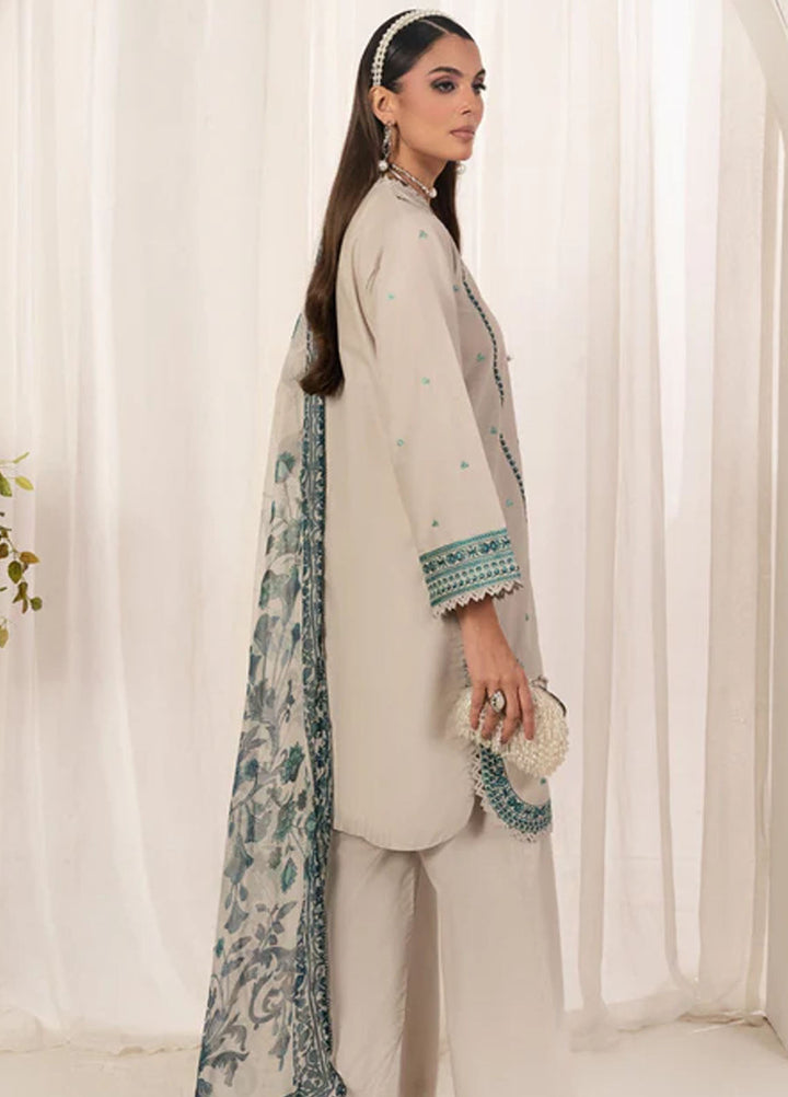 Autumn Echo by Meerak Pret Embroidered Cambric 3 Piece Suit Hooriya