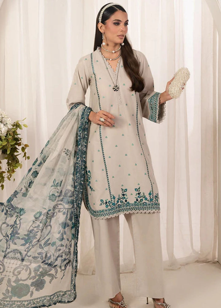 Autumn Echo by Meerak Pret Embroidered Cambric 3 Piece Suit Hooriya