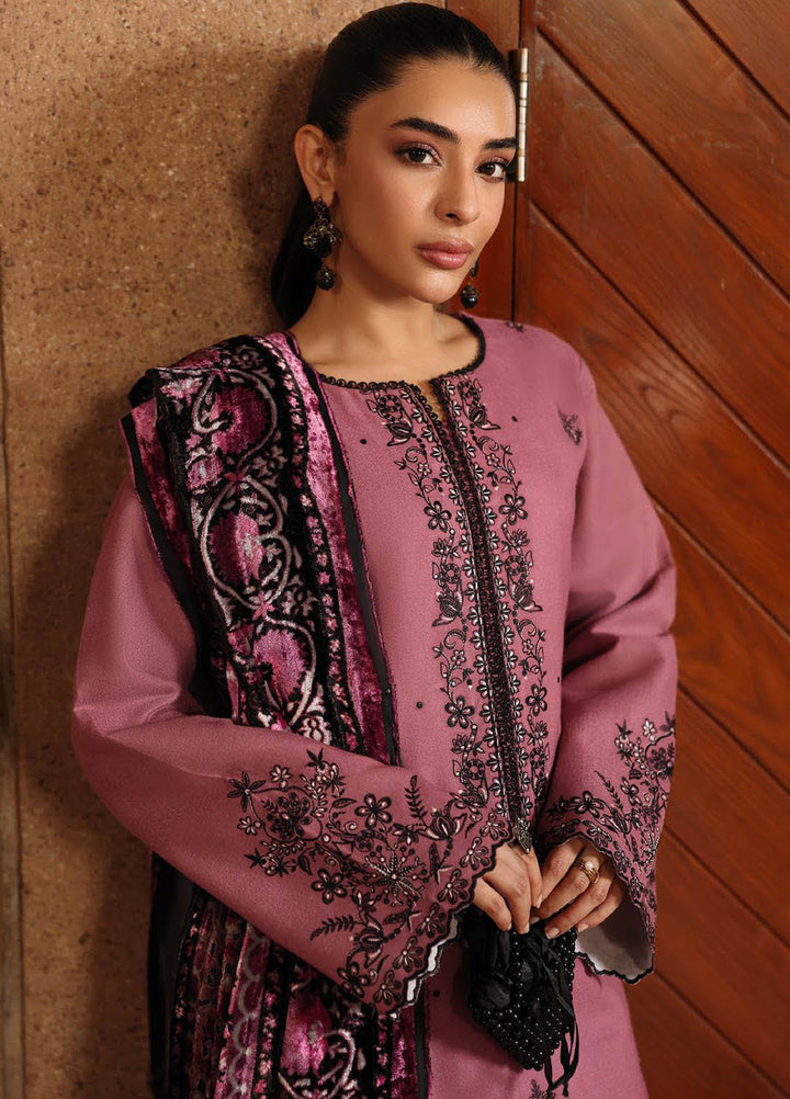 Rajbari Premium Unstitched Peach Winter Shawl Exclusive Embroidered Suits 3 Piece RB25PW D-2 - Winter Collection