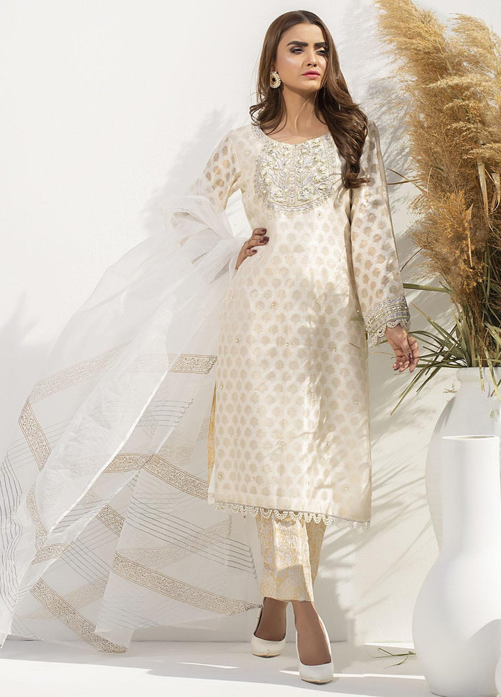Aisha Fatema Luxury Pret Embroidered Missouri 2 Piece Suit CRYSTAL WHITE