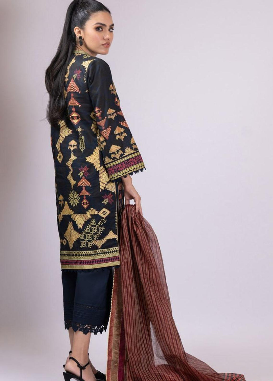 Al Karam Printed Lawn Suits Unstitched 3 Piece AK22S SS-35-22 Black - Summer Collection