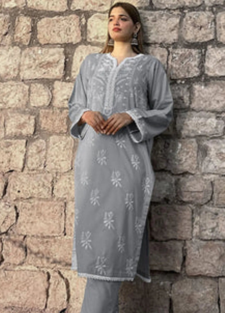 Bareeq Pret Embroidered Cambric 2 Piece Suit Maahiru