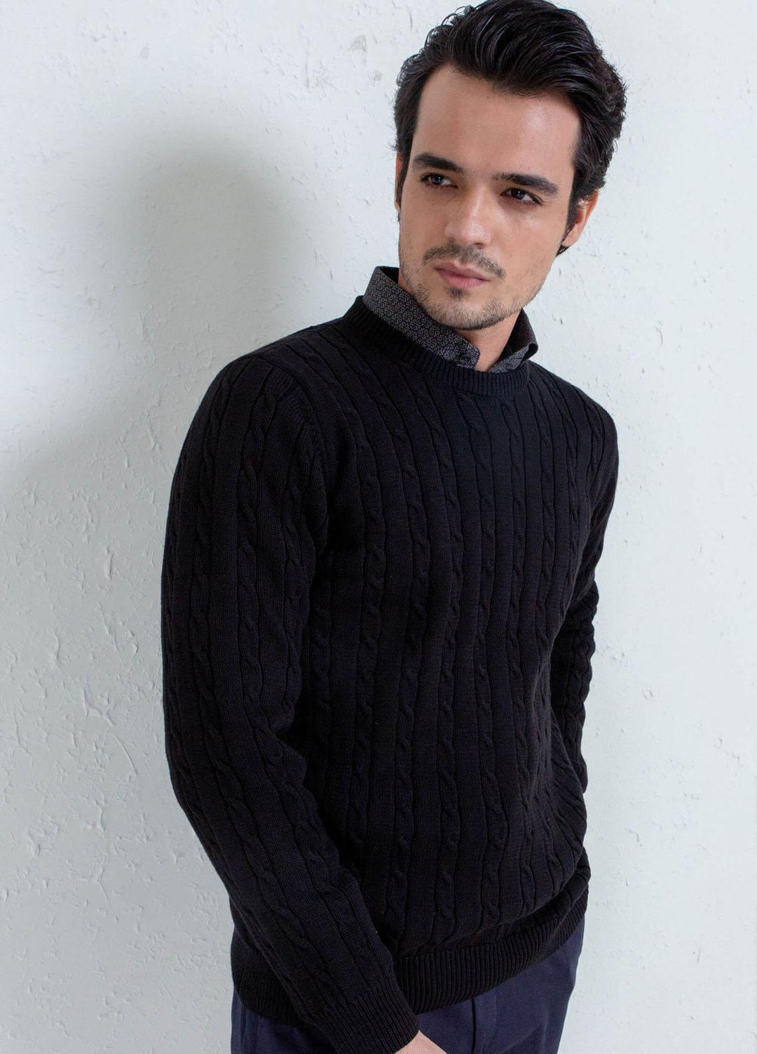 Brumano Cotton Casual Mens Sweaters -  Classic Black Cable Knit Crew Neck Sweater