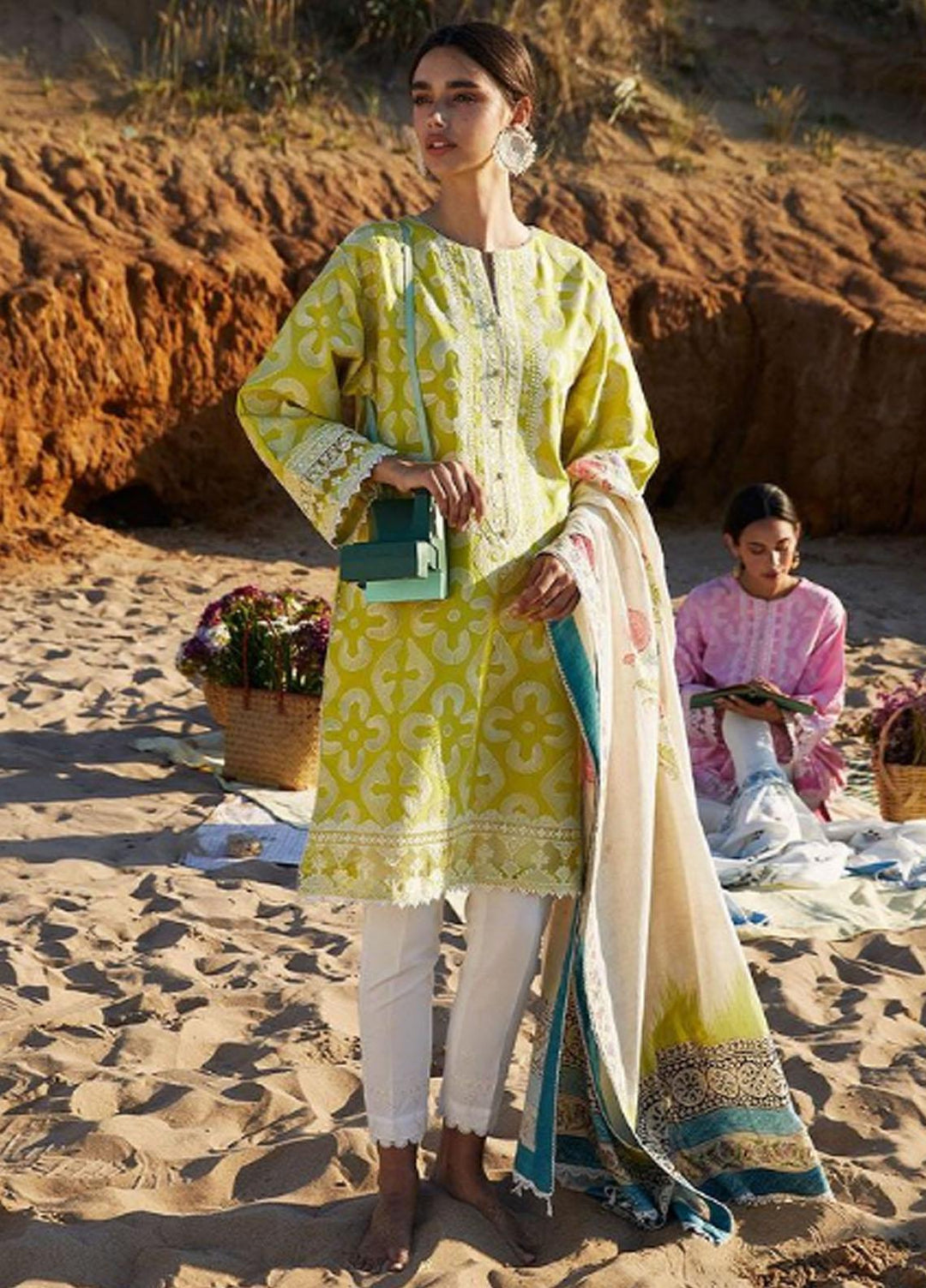 Coco By Zara Shahjahan Embroidered Lawn Suits Unstitched 3 Piece CZS21L 04B - Luxury Collection