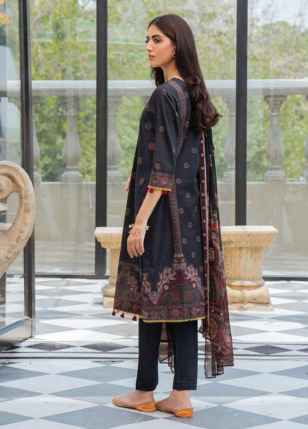 Cross Stitch Embroidered Lawn Suits Unstitched 3 Piece CS21SE D-09 MYSTICAL HAZE - Summer Collection