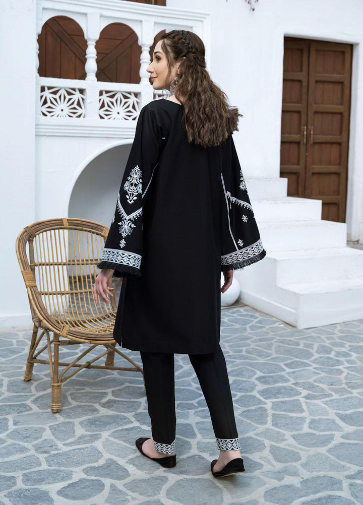 Esra Fashion Casual Pret Embroidered Lawn Kurtis D-08 BLACK