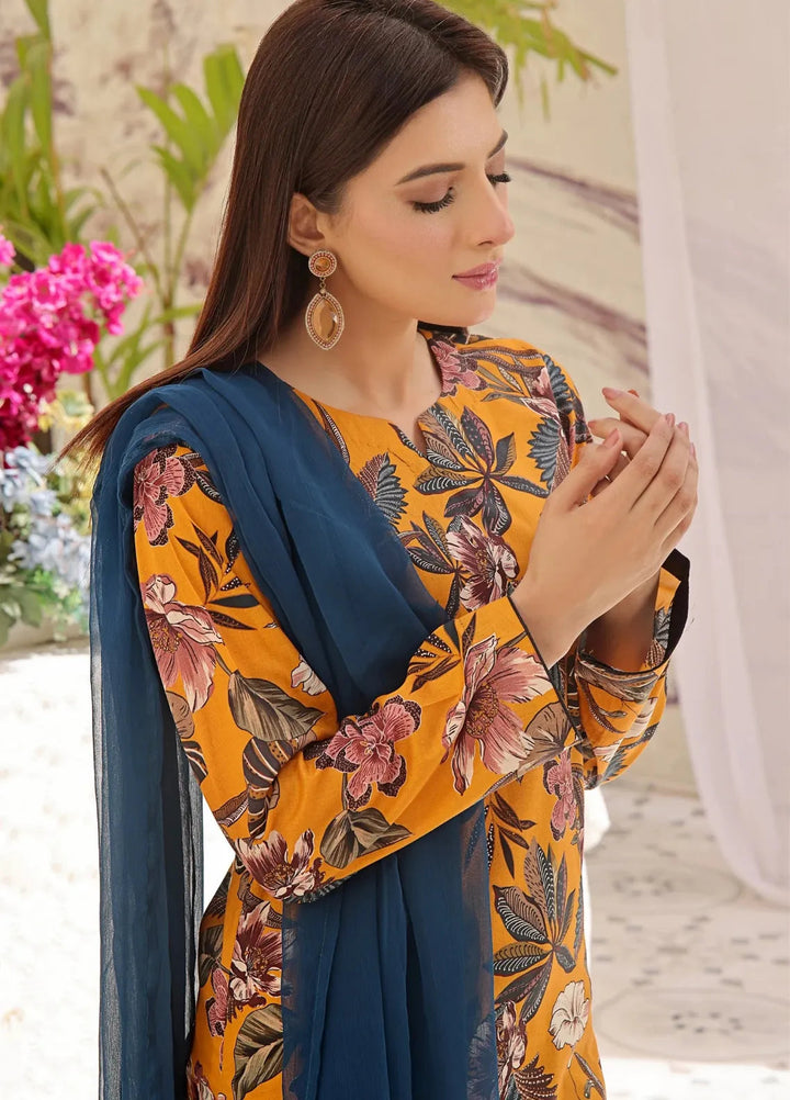 Feathers Pret Printed Lawn 3 Piece Suit Carnation