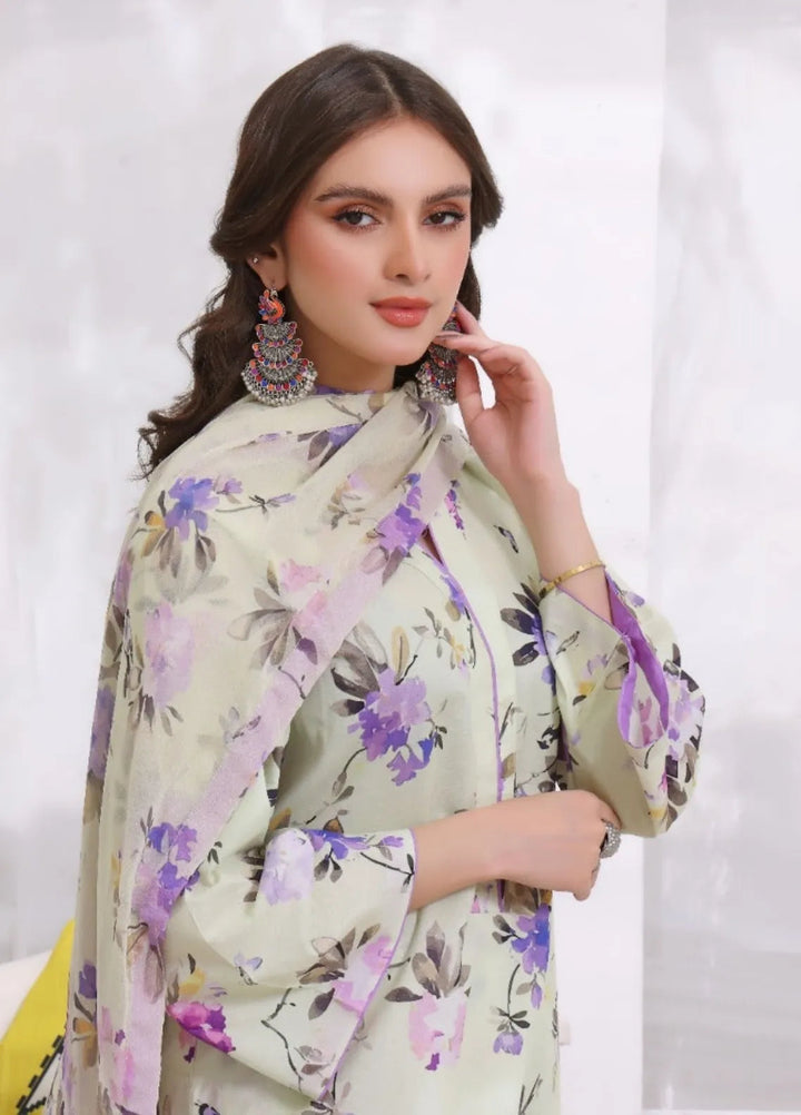 Feathers Pret Printed Lawn 3 Piece Suit Cyeda