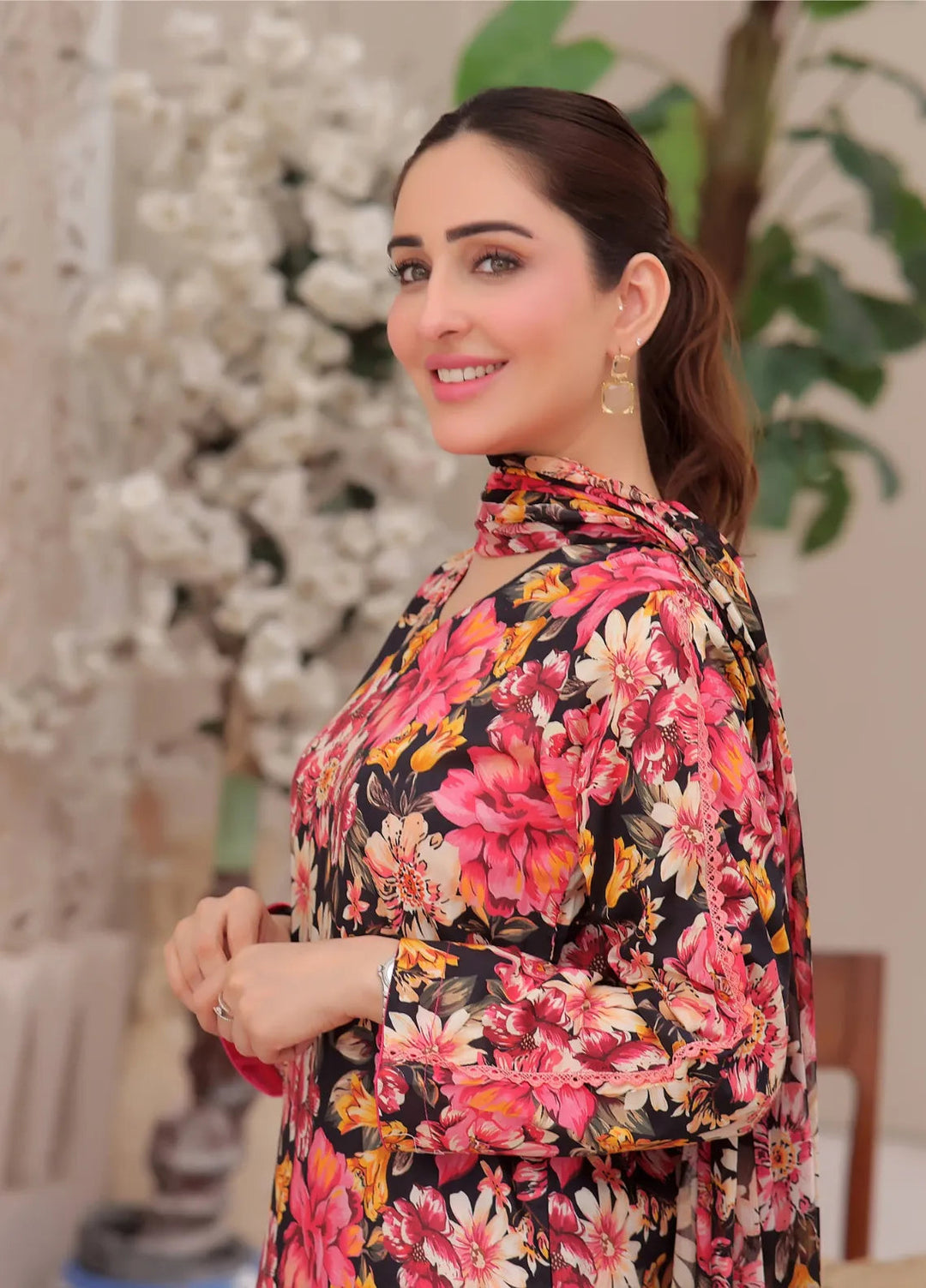 Feathers Pret Printed Lawn 3 Piece Suit Magical Muse