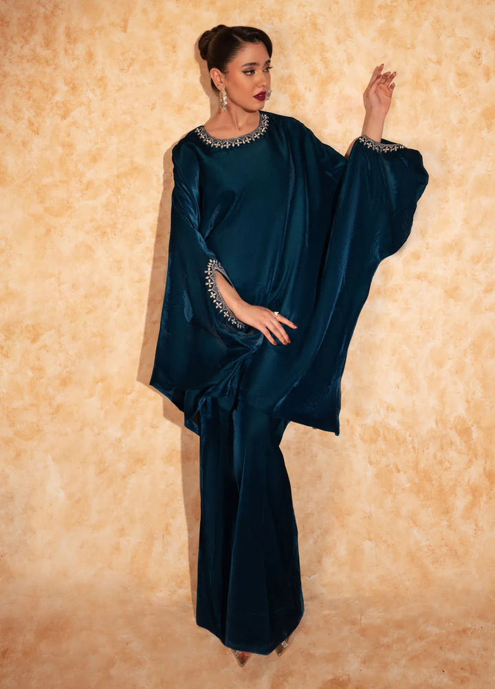 Fozia Khalid Pret Embroidered Velvet 2 Piece Suit Nina