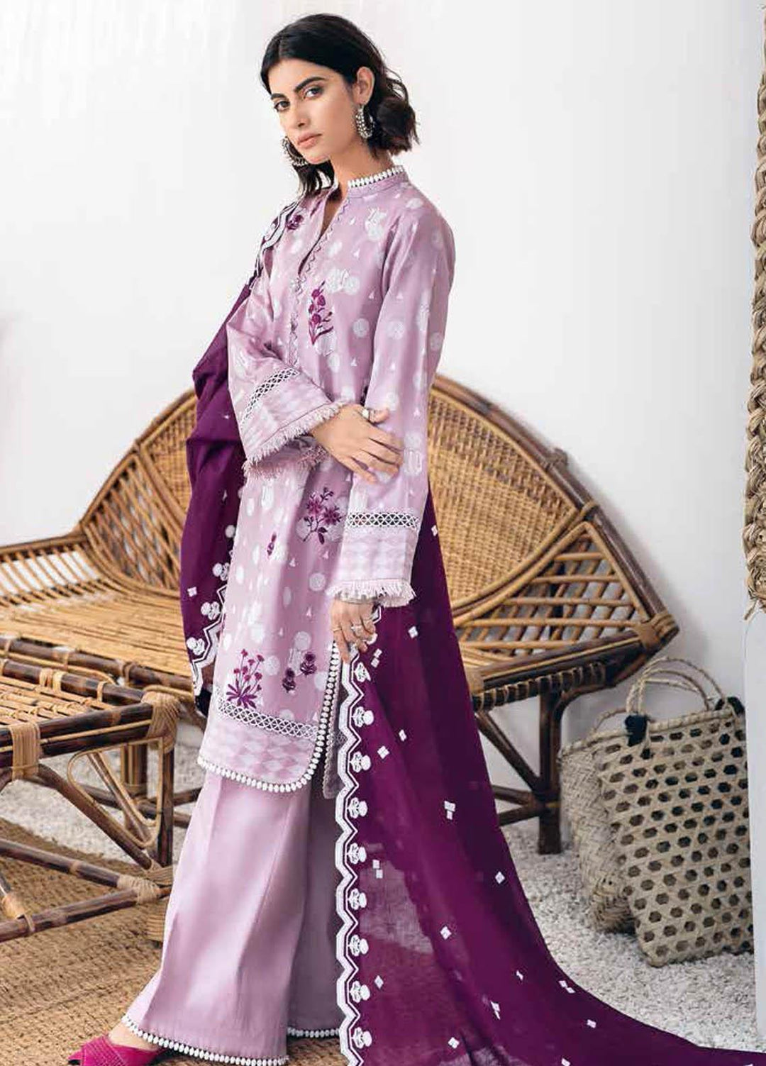 Gul Ahmed Embroidered Lawn Suits Unstitched 3 Piece GA21BL CL1061 - Summer Collection