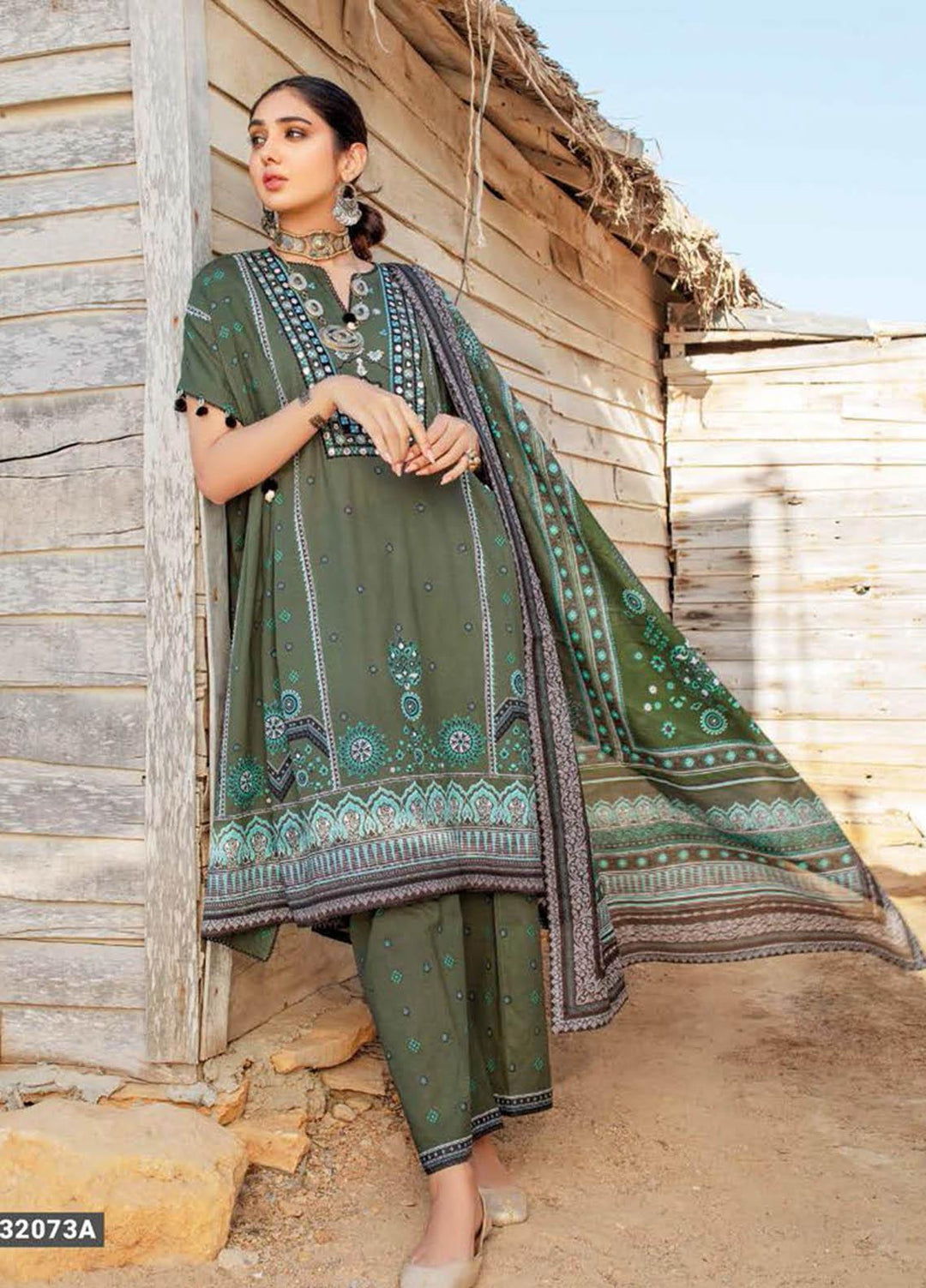 Essential Lawn By Gul Ahmed Embroidered Lawn Suits Unstitched 3 Piece GA23E DN-32073A - Summer Collection