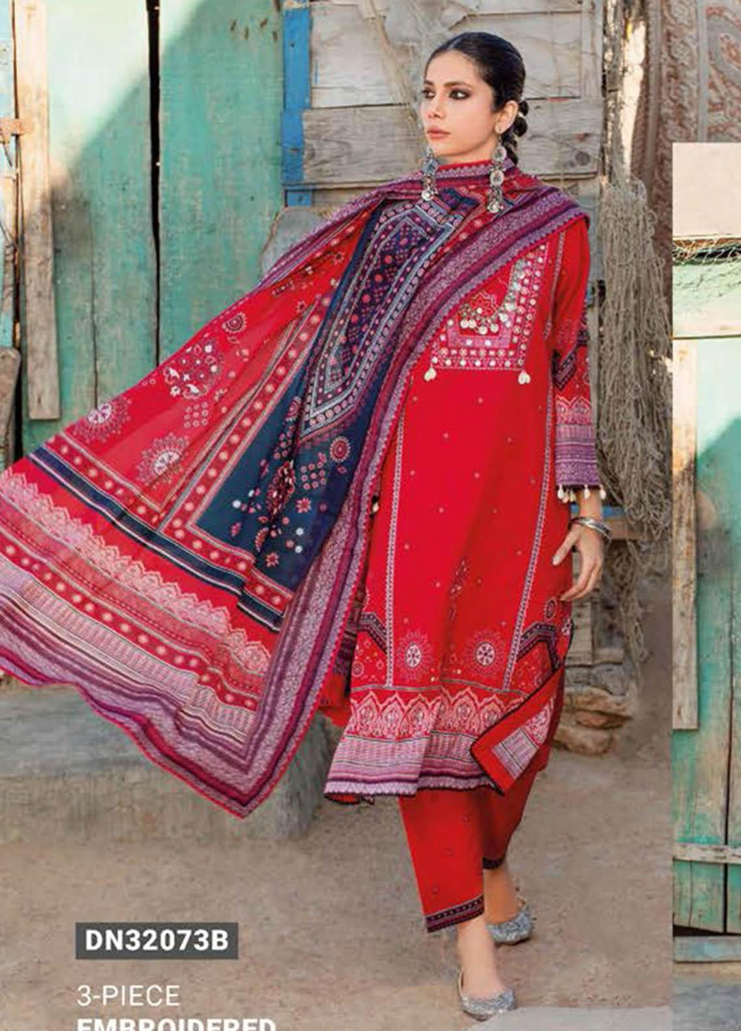 Essential Lawn By Gul Ahmed Embroidered Lawn Suits Unstitched 3 Piece GA23E DN-32073B - Summer Collection