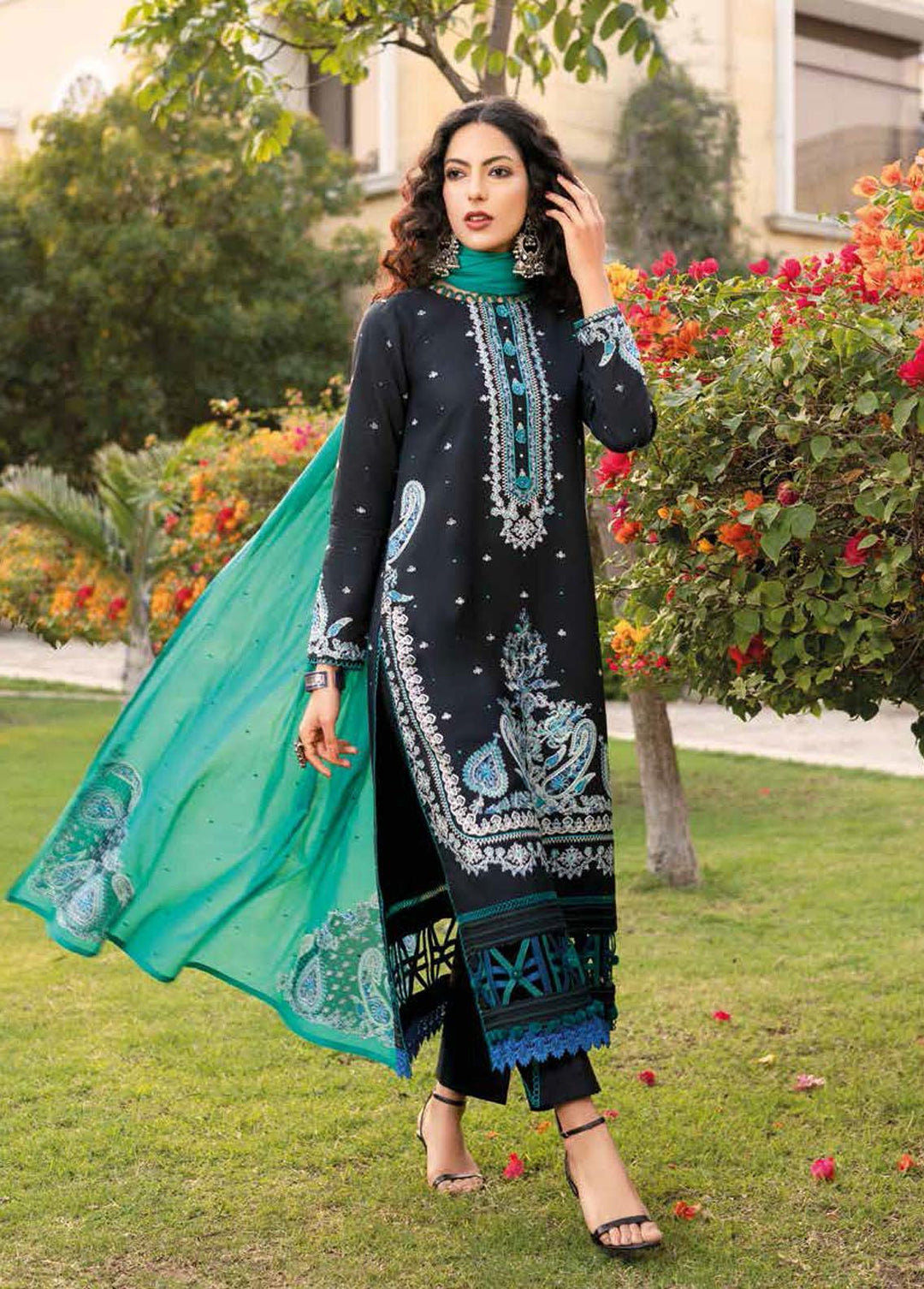 Gul Ahmed Embroidered Lawn Suits Unstitched 3 Piece GA22SB DN-22009 - Summer Collection