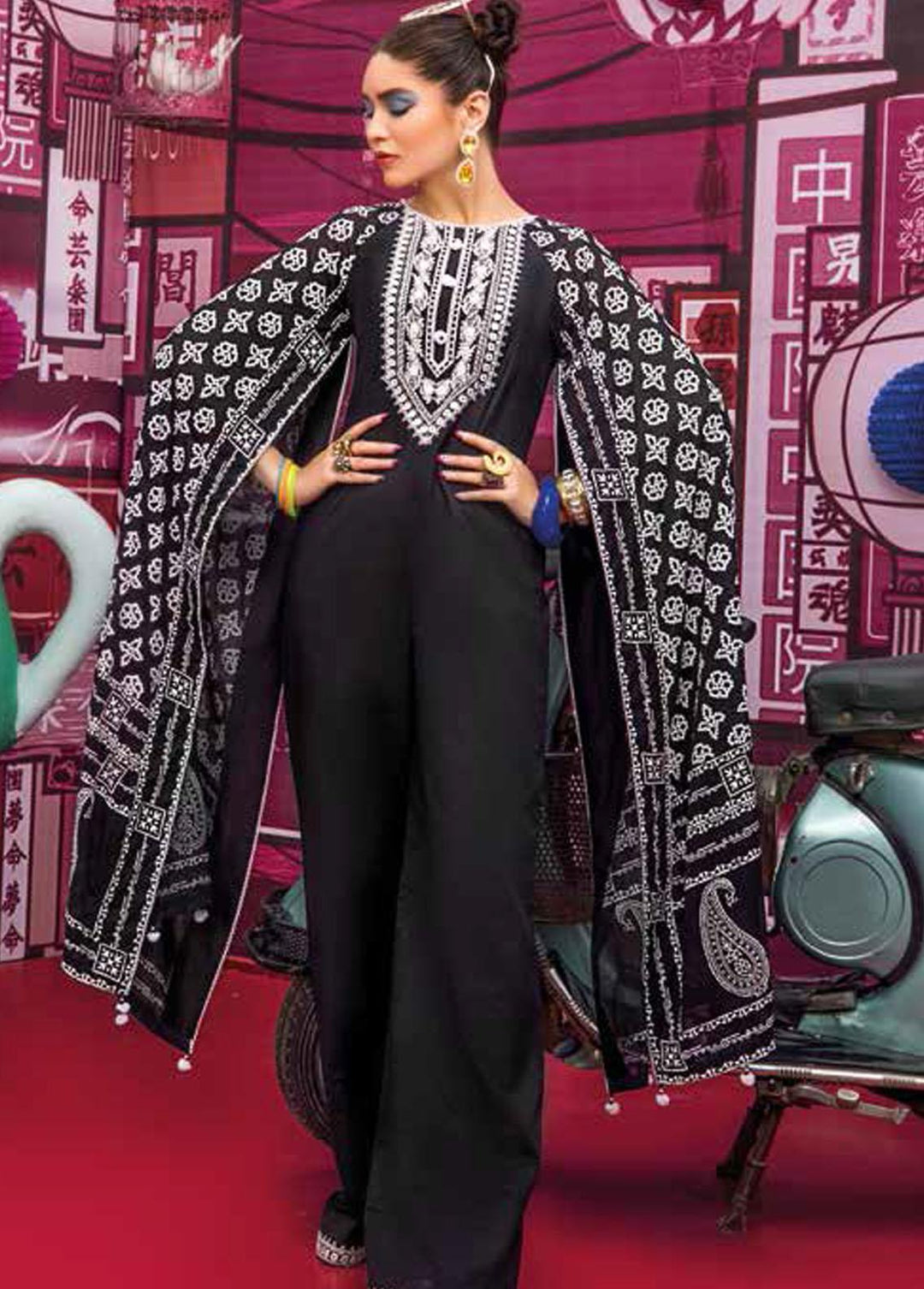 Gul Ahmed Embroidered Lawn Suits Unstitched 3 Piece GA22SB DN-22026 - Summer Collection