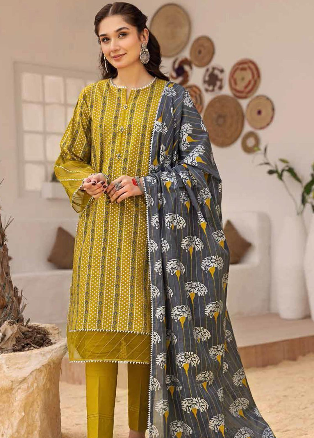 Gul Ahmed Printed Lawn Suits Unstitched 3 Piece GA23F CL-32419 - Festive Collection