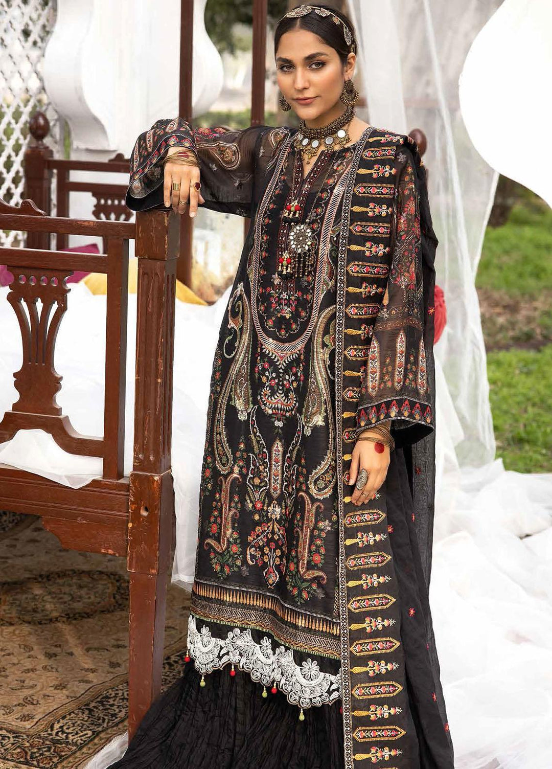 Gul Ahmed Embroidered Lawn Suits Unstitched 3 Piece GA23F FE-32025 - Festive Collection