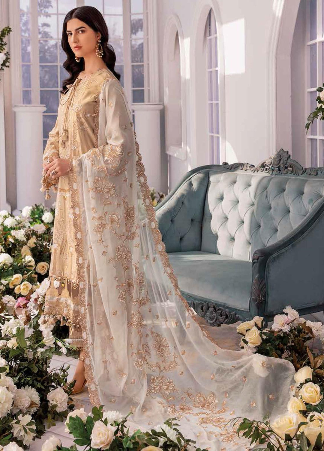 Gul Ahmed Embroidered Lawn Suits Unstitched 3 Piece GA22FS LE-22006 - Summer Collection