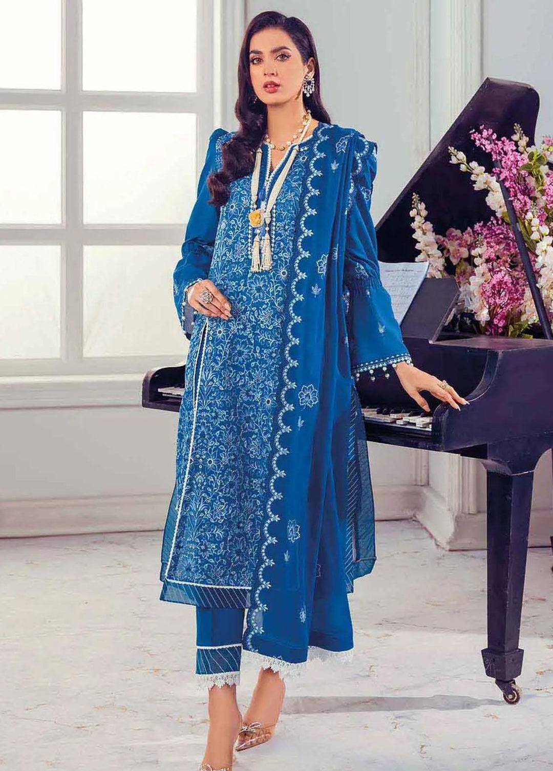 Gul Ahmed Embroidered Lawn Suits Unstitched 3 Piece GA22FS LSV-22007 - Summer Collection