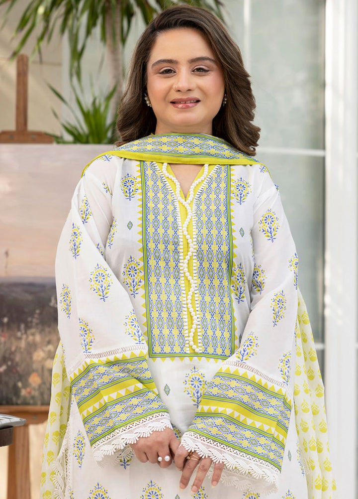 Gul Ahmed Printed Lawn Unstitched Suits 3 Piece GA25MS CL-52665 - Summer Collection