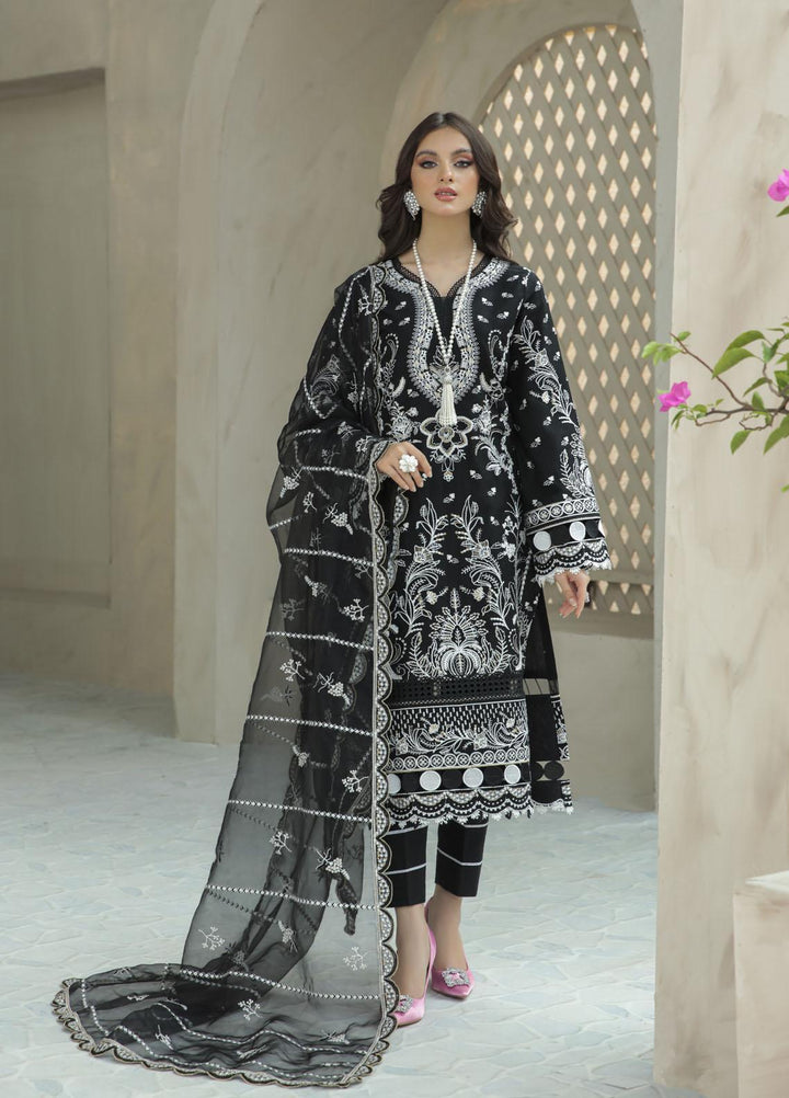 Gulaal Pret Embroidered Lawn 3 Piece Suit GL22EP Hana