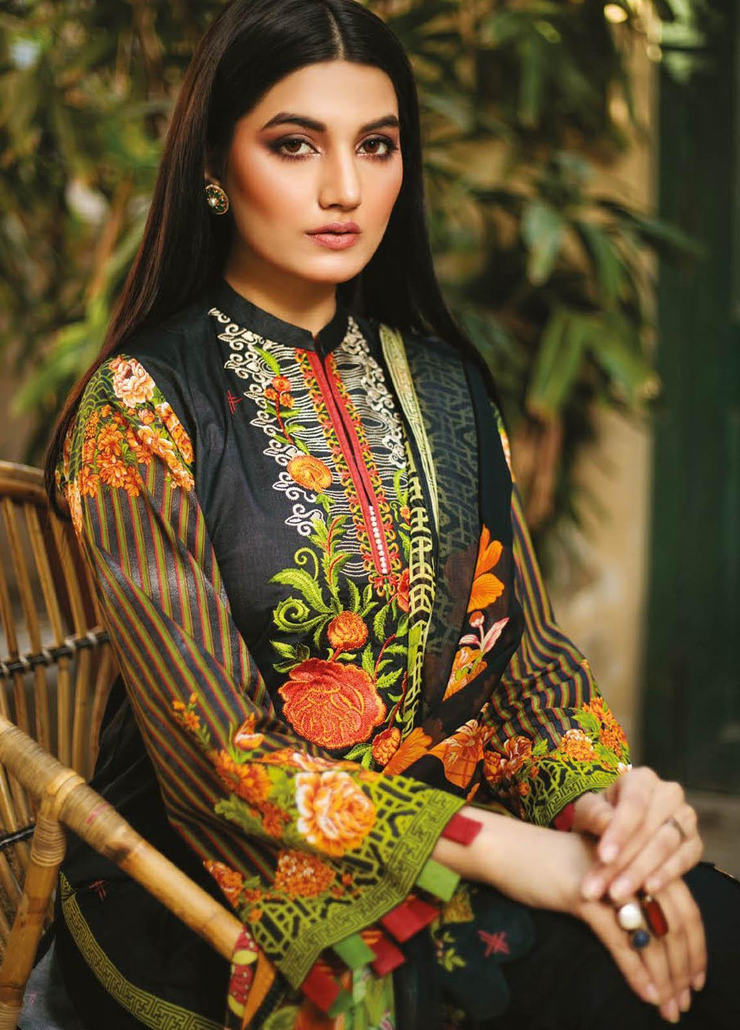 Orient Textile Embroidered Lawn Suits Unstitched 3 Piece OTL-21-020 Black - Summer Collection