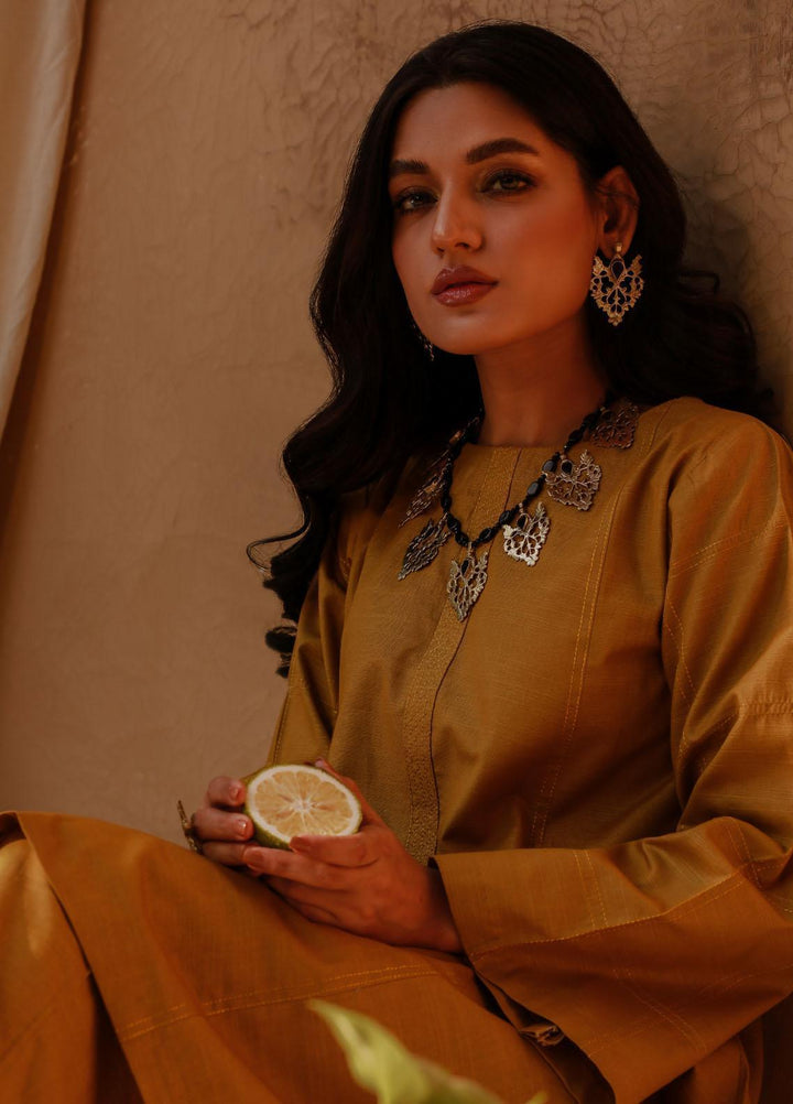 Soffio Casual Pret  Khaddar 2 Piece Suit SPK7013DM