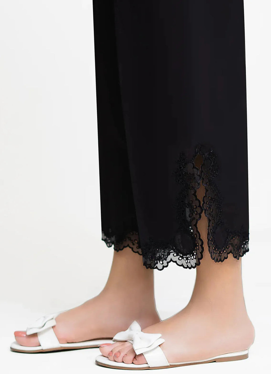 Izel Casual Cotton Chopped Pants T-03