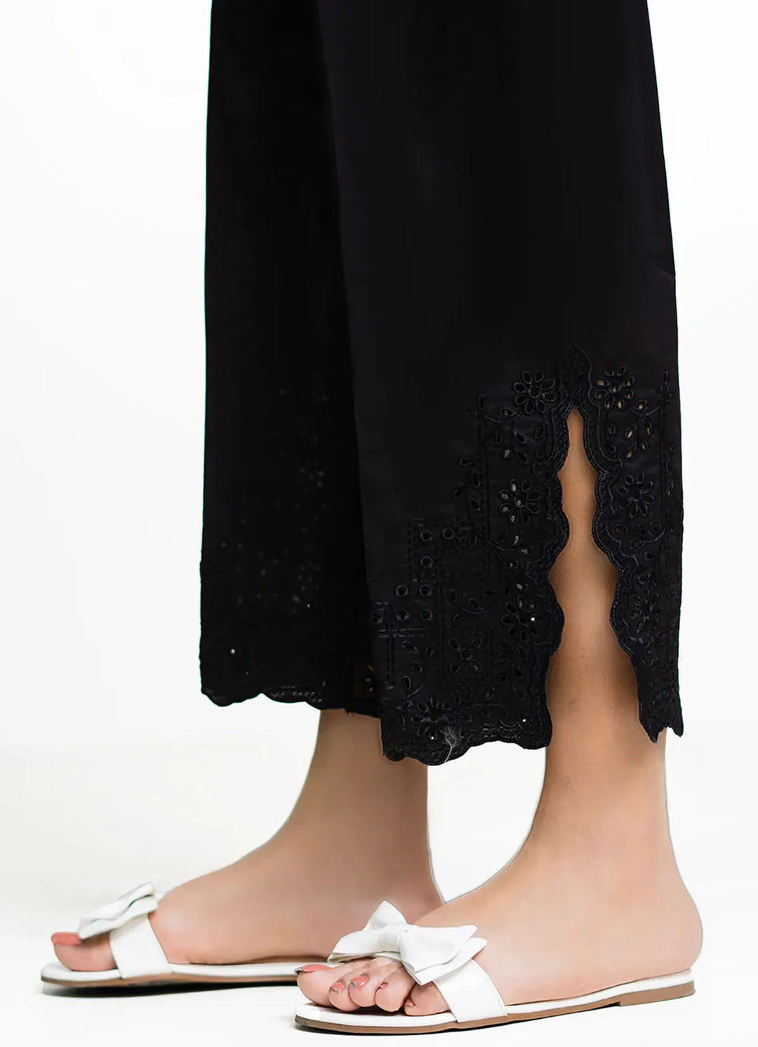 Izel Casual Cotton Chopped Pants T-09