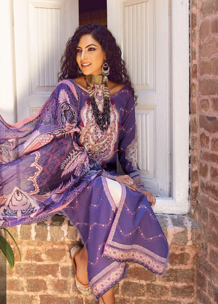 Kinaar by Shiza Hassan Embroidered Lawn Suits Unstitched 3 Piece SH21KN MAHRU - Luxury Collection