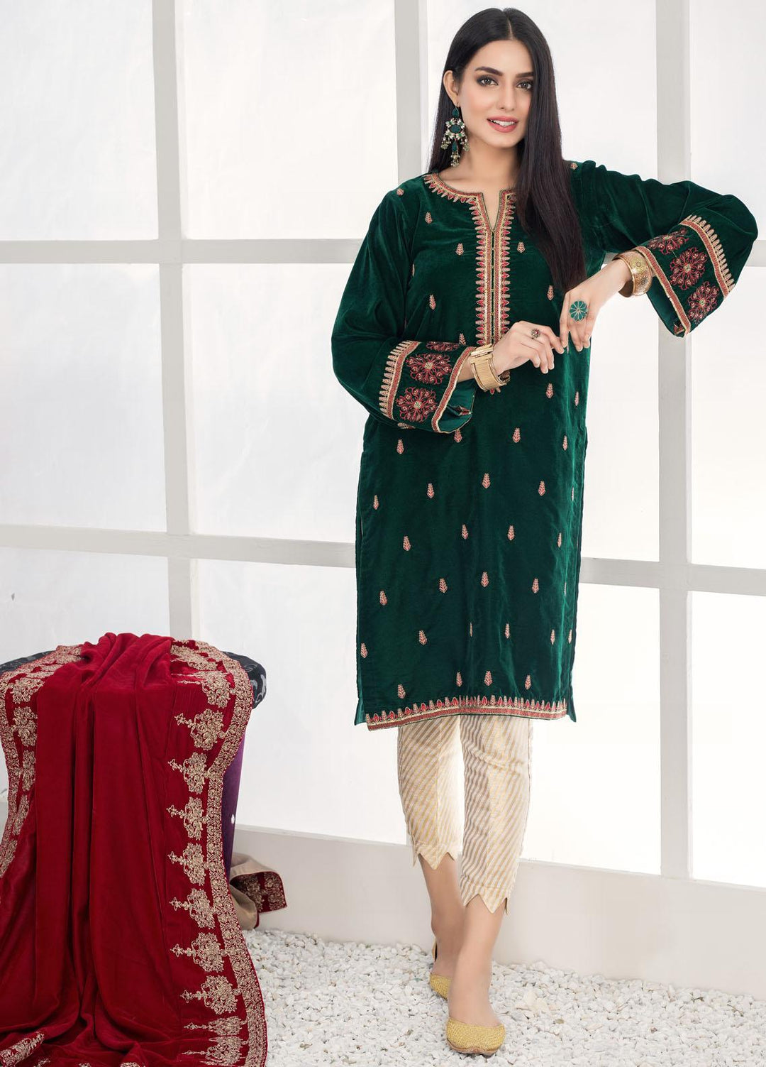 Lakhany Luxury Pret  Velvet Shirt LSM21V LSM-2431