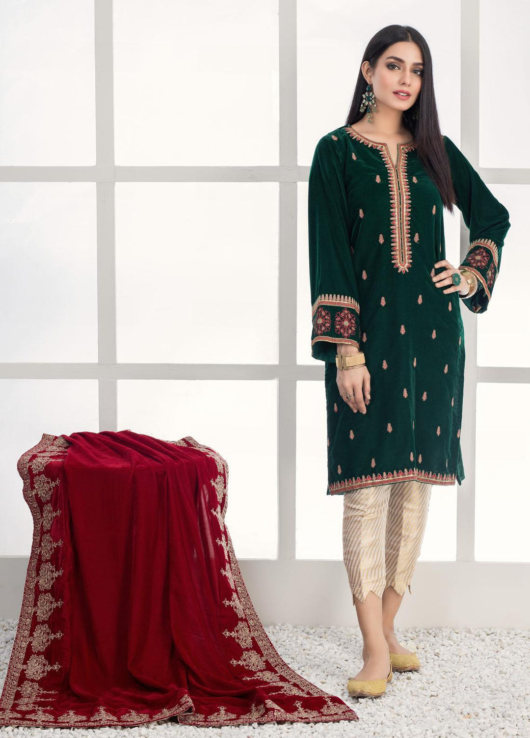 Lakhany Luxury Pret  Velvet Shirt LSM21V LSM-2431
