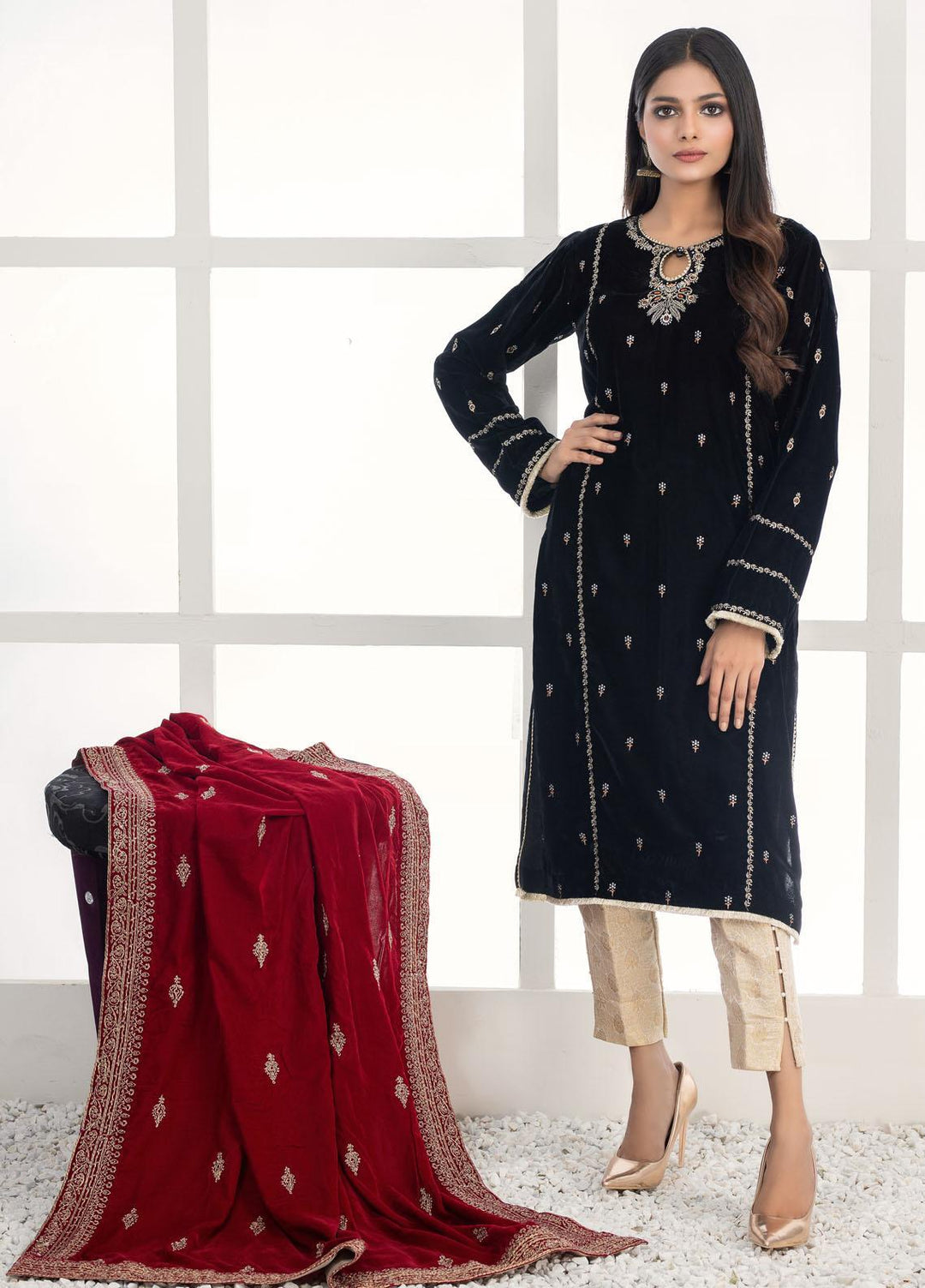 Lakhany Luxury Pret  Velvet Shirt LSM21V LSM-2434