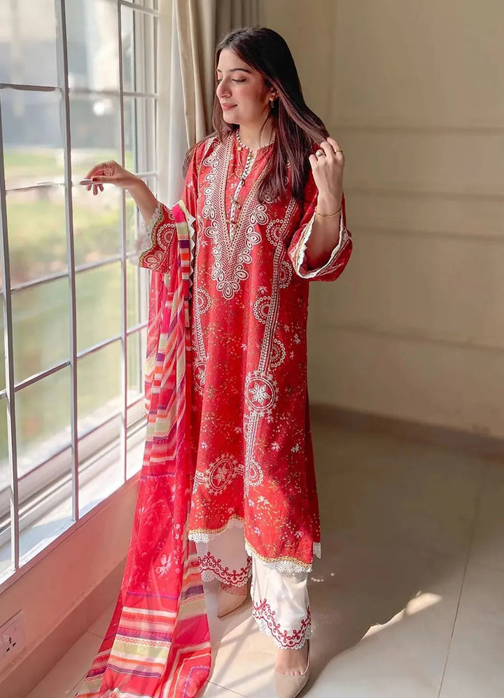 Lila by Sable Vogue Embroidered Lawn Suit Unstitched 3 Piece SV24LI SAL-01-24 - Summer Collection