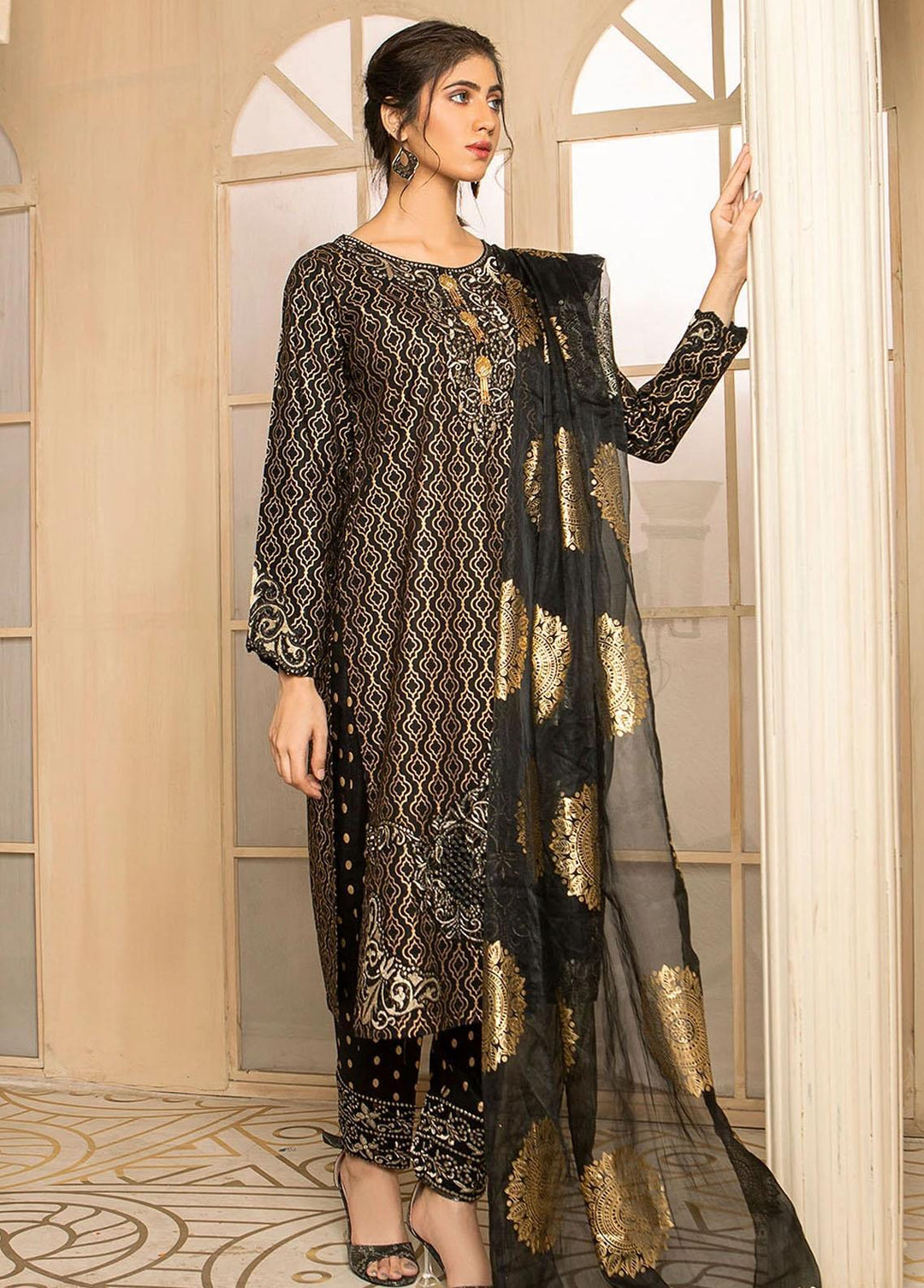 Madame Pret Embroidered Cotton 3 Piece MDM21P 2357