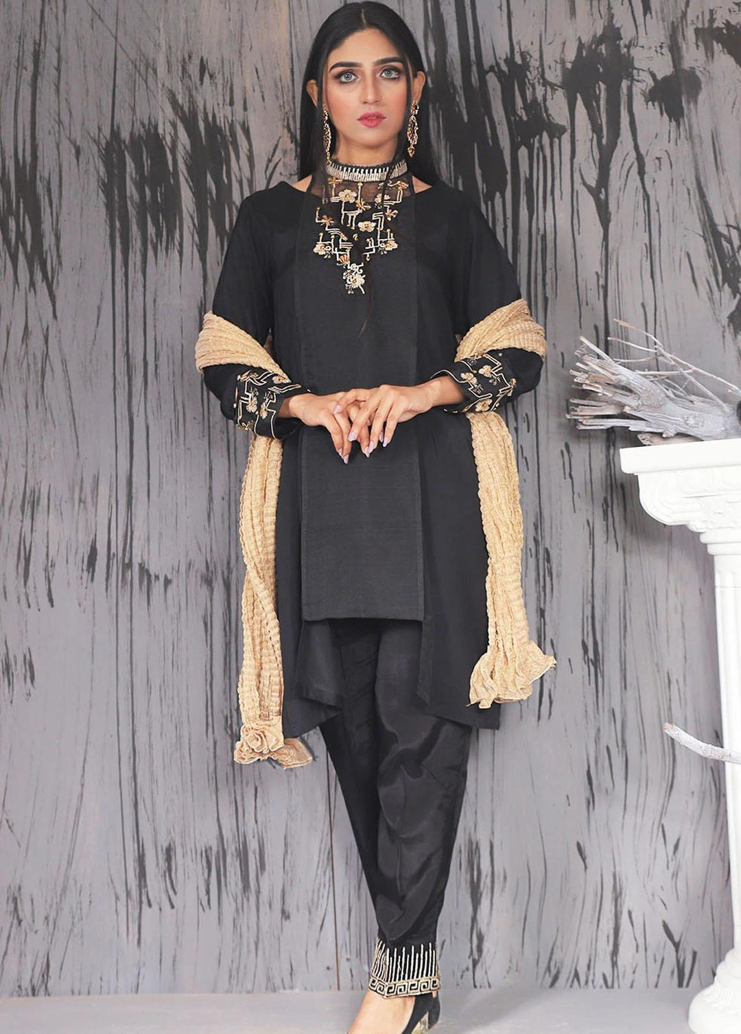 Madame Pret Embroidered Cotton 3 Piece MDM21P 2397