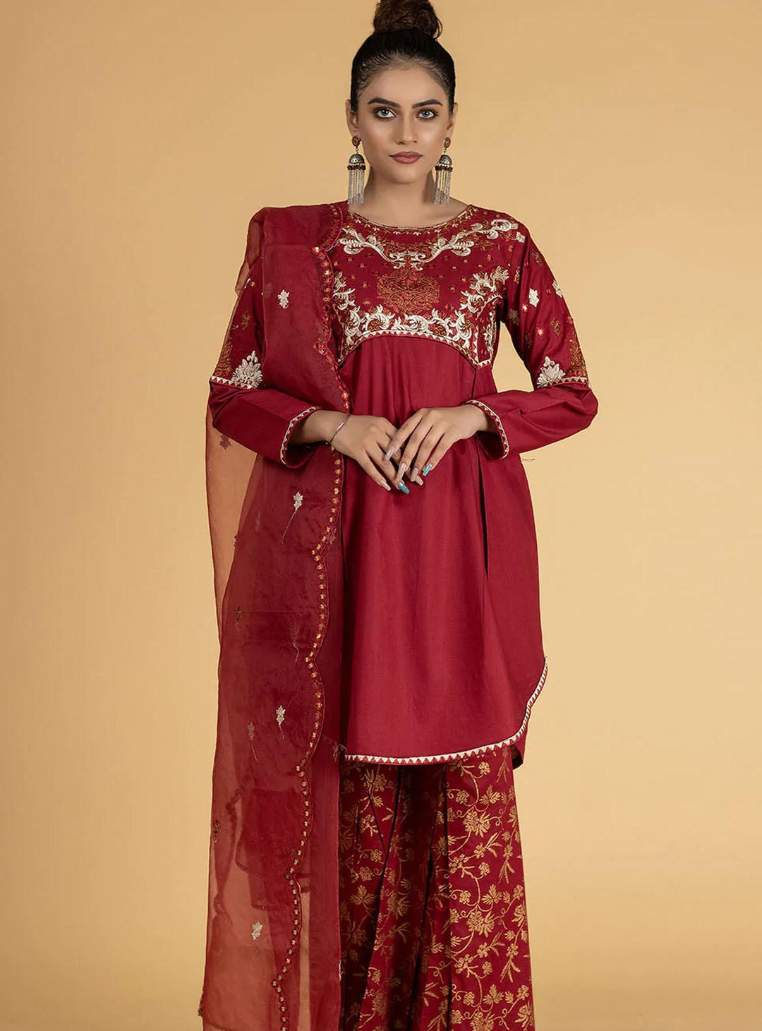 Madame Pret Embroidered Lawn 3 Piece MDM22E 2508