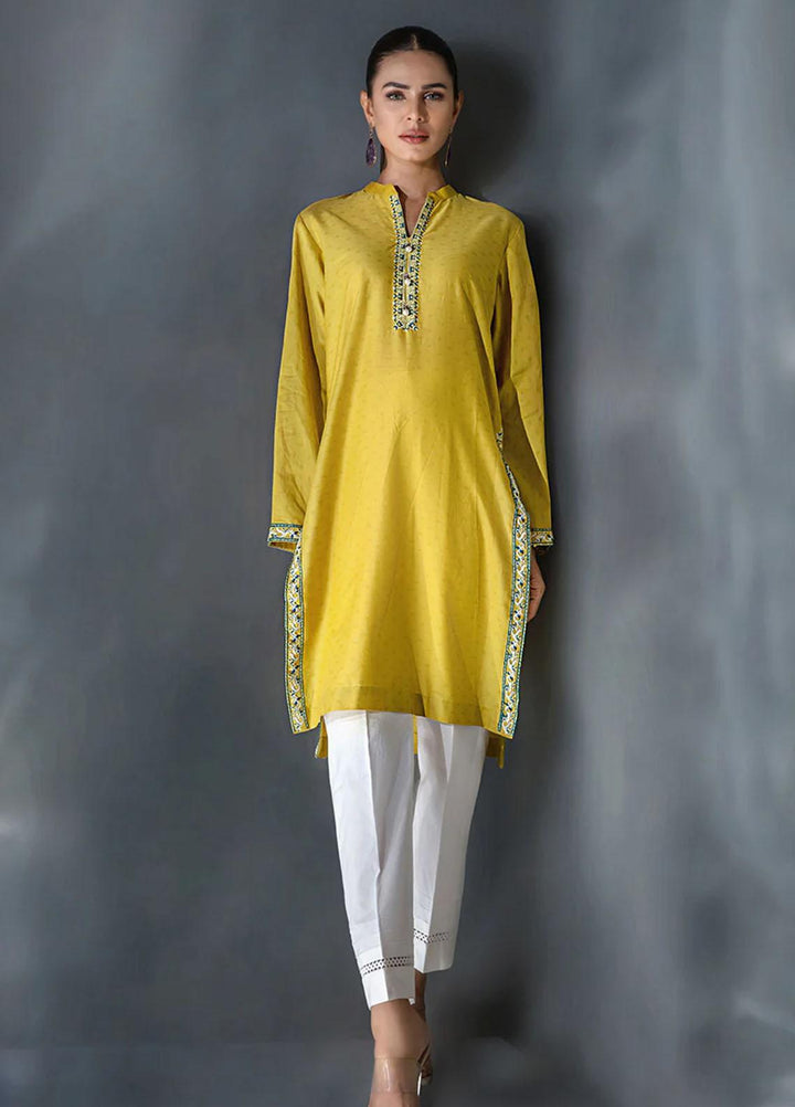 Malook By Shazia Ovais Pret Embroidered Lawn Kurti MLK23P Isla
