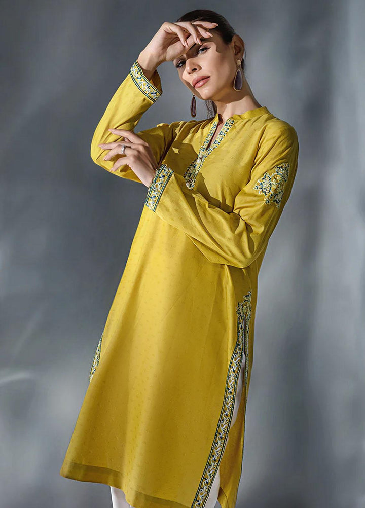 Malook By Shazia Ovais Pret Embroidered Lawn Kurti MLK23P Isla