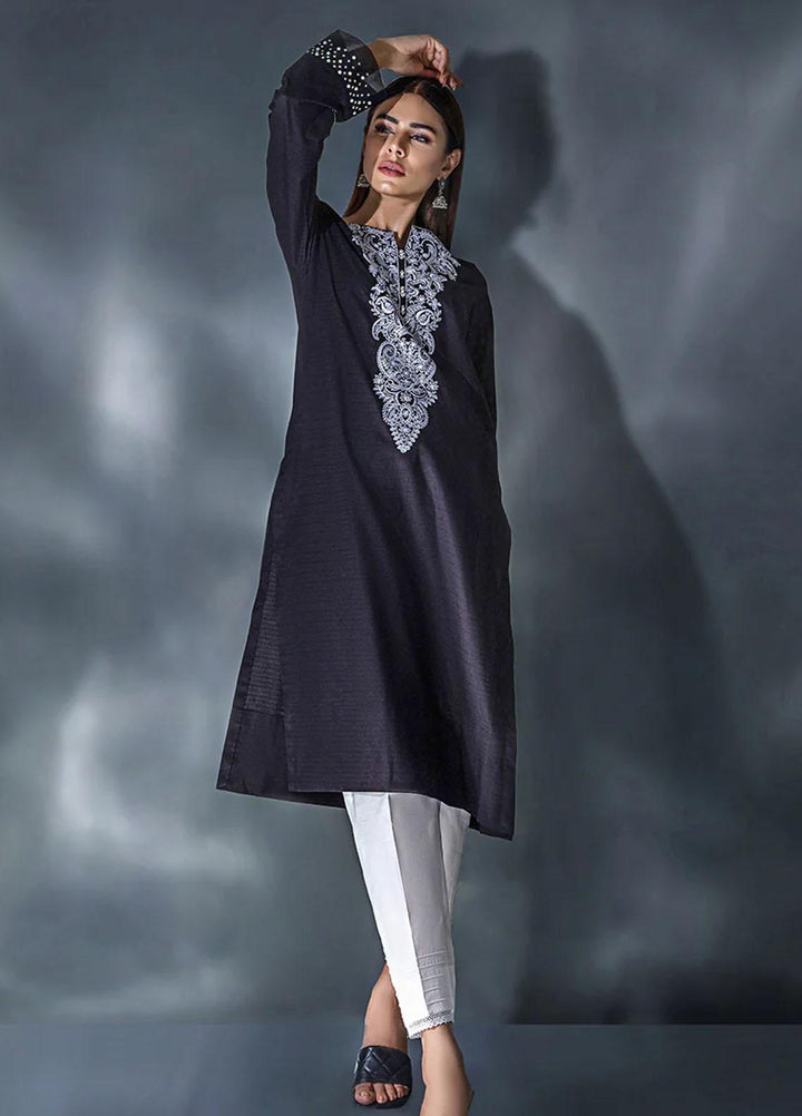 Malook By Shazia Ovais Pret Embroidered Lawn Kurti MLK23P Lesoir