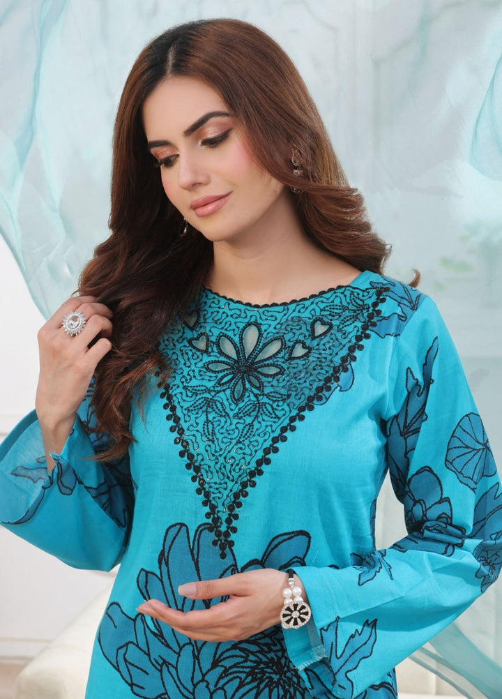 Midnight Murmurs By Feathers Pret Embroidered Lawn 3 Piece Suit Twinkle