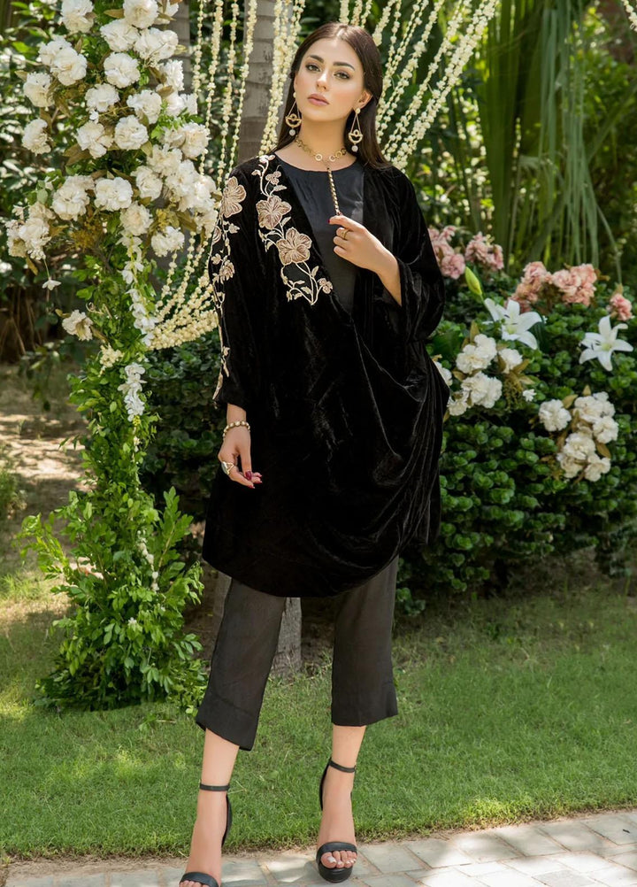 Naayas Pret  Velvet Jacket NA22ELV BLACK WRAP