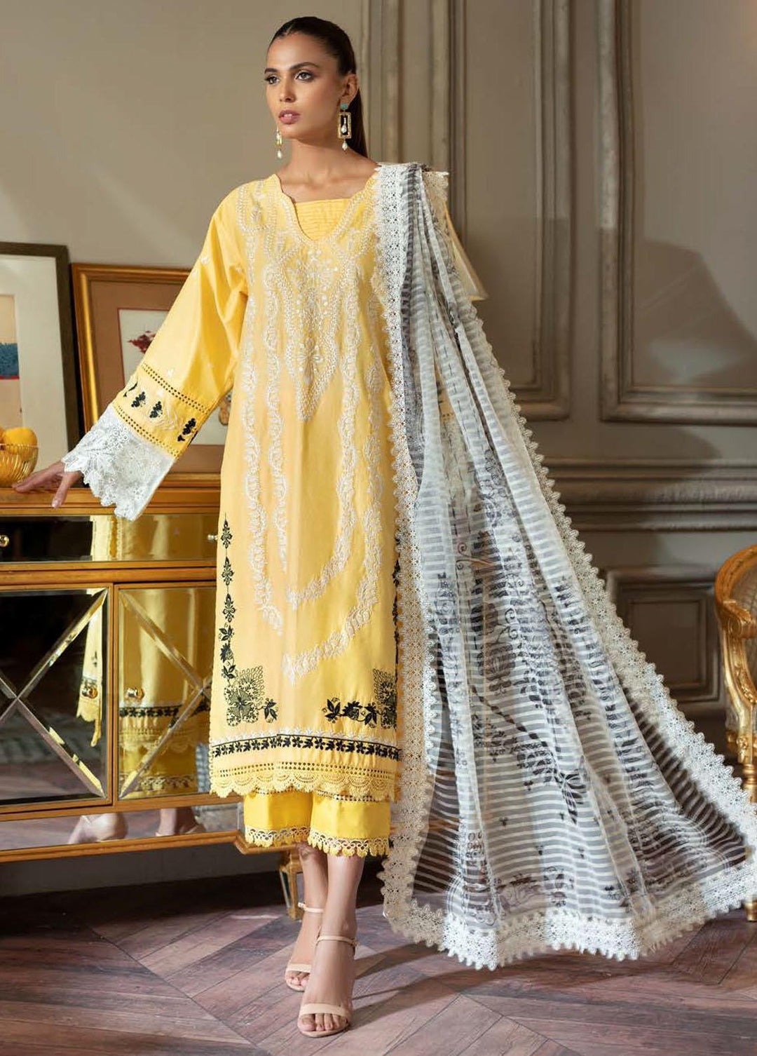 Nisa Hussain Embroidered Lawn Suits Unstitched 3 Piece NSH22SS LF-NHl 004 - Spring / Summer Collection